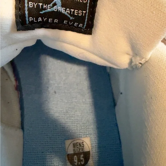 Air Jordan Retro 11 White and University Blue - Picture 5 of 7